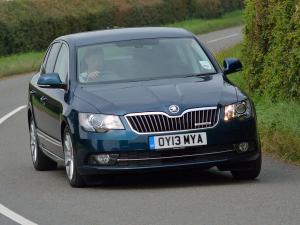 Skoda Superb GreenLine 2013 года (UK)